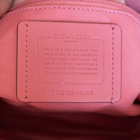 GUC - Coach Salmon Pink Tote - Picture 6 of 13